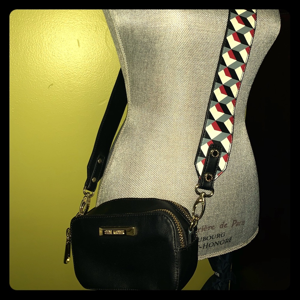 Steve Madden crossbody bag with reversible strap